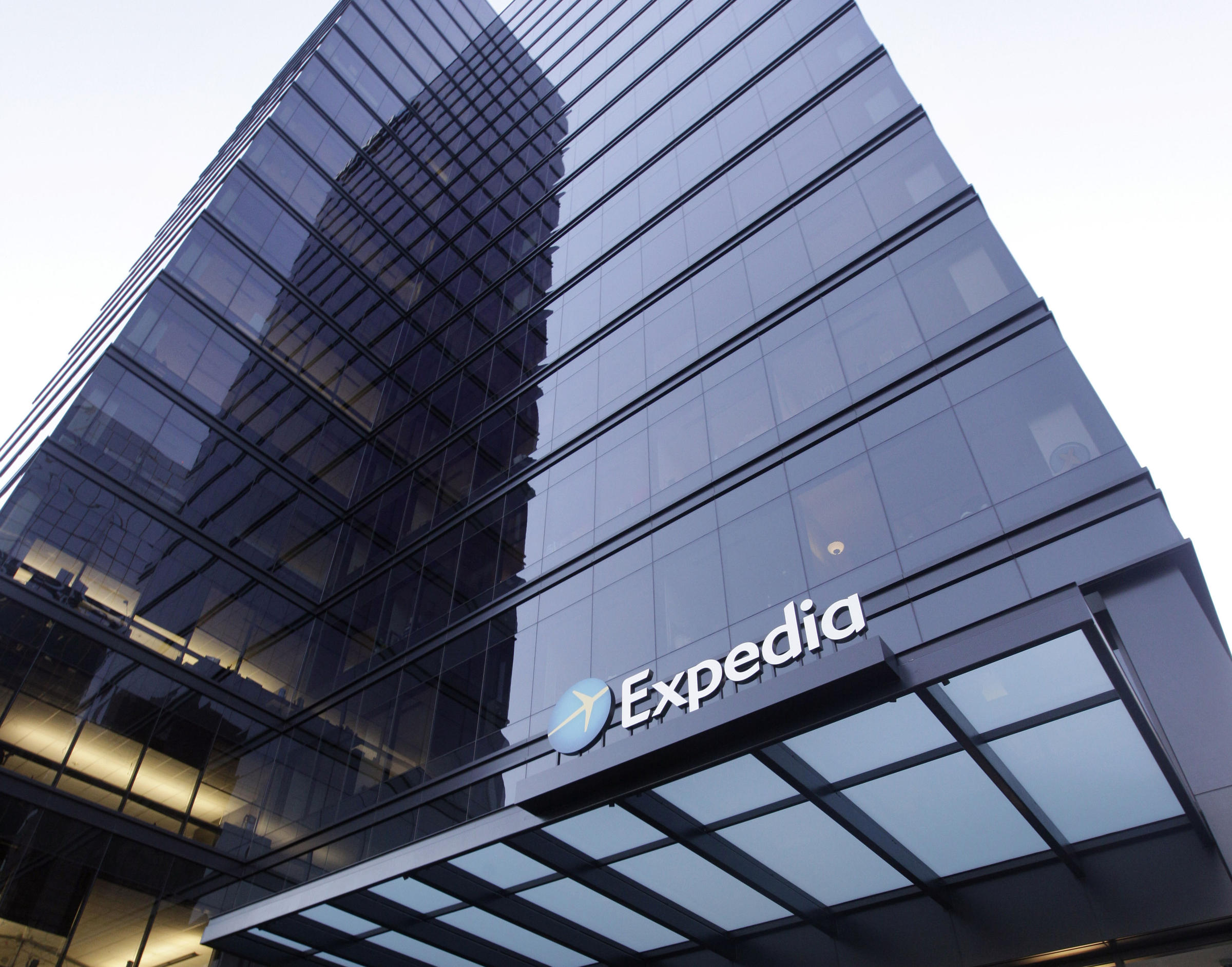 expedia call center español